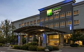 Holiday Inn Express & Suites Colorado Springs Central